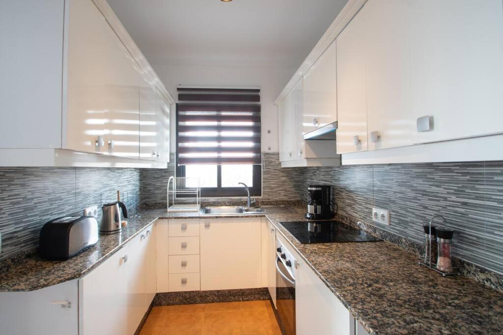Casa Marlay Spacious, Heated Pool, Bbq & Fast Wi-Fi Only 15 Minutes Walk To Town Playa Blanca  Eksteriør bilde
