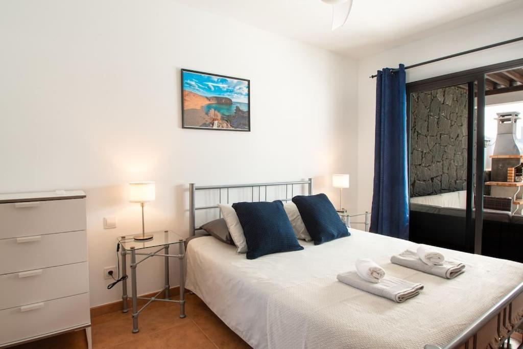 Casa Marlay Spacious, Heated Pool, Bbq & Fast Wi-Fi Only 15 Minutes Walk To Town Playa Blanca  Eksteriør bilde